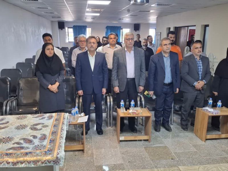 تمرکز بر ارتقای امنیت غذایی با تولید بذر استاندارد؛ برگزاری دوره تخصصی توانمندسازی پیمانکاران تولید بذر در مازندران  رئیس اداره برنج سازمان جهاد کشاورزی استان مازندران: انتقال دانش فنی از محققان به تولیدکنندگان، کلید دستیابی به بذرهای گواهی‌شده و باکیفیت است